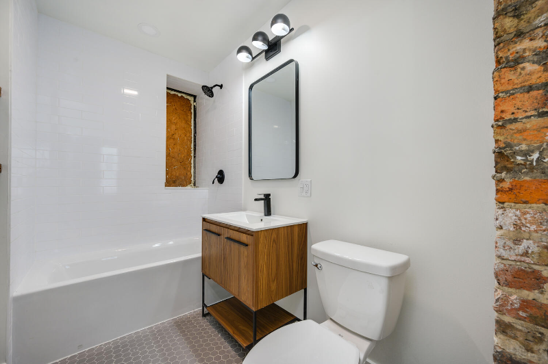 2324 S Sacramento Ave #GR - Photo 7 of 9