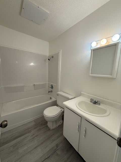 403 Strasbourg Dr #A - Photo 5 of 7