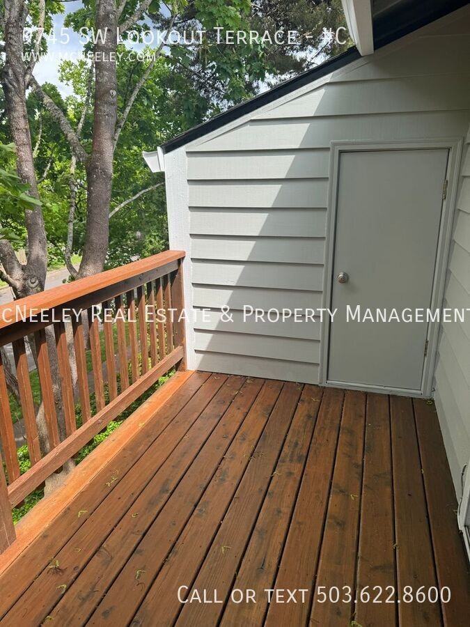 9745 Sw Lookout Ter #C - Photo 7 of 10