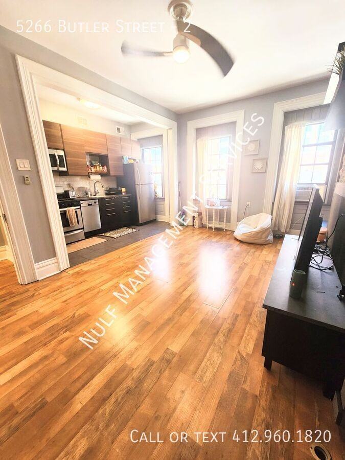 5266 Butler St #2 - Photo 3 of 6