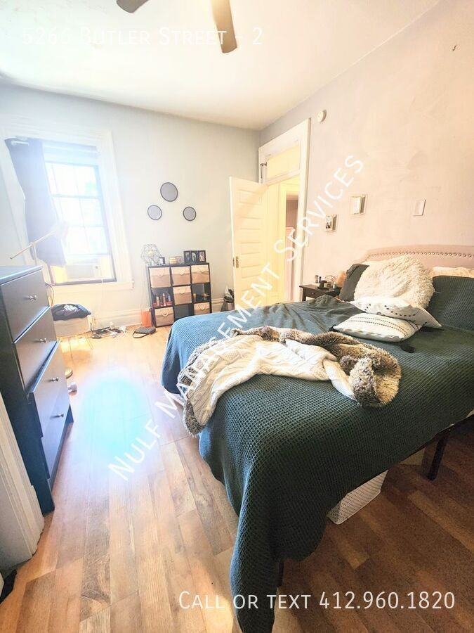 5266 Butler St #2 - Photo 4 of 6