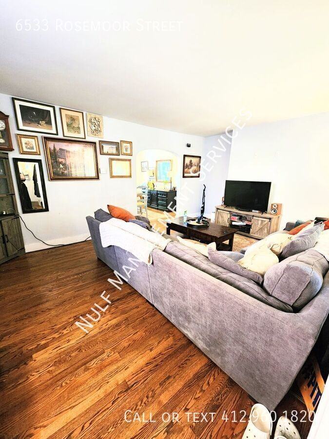 6533 Rosemoor St - Photo 4 of 9