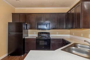 1617 Northwest Blvd #112 - Photo 1 of 1