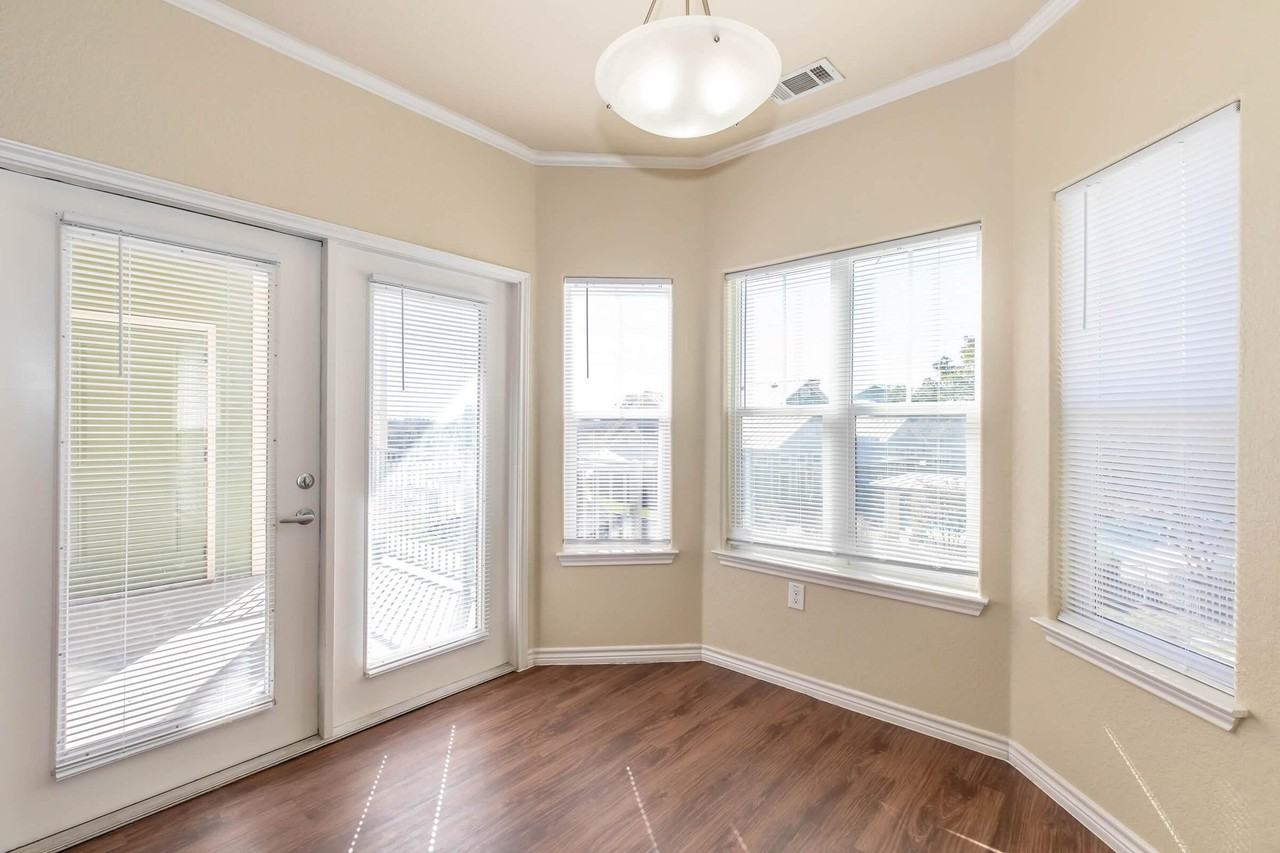 1617 Northwest Blvd #623 - Photo 2 of 5