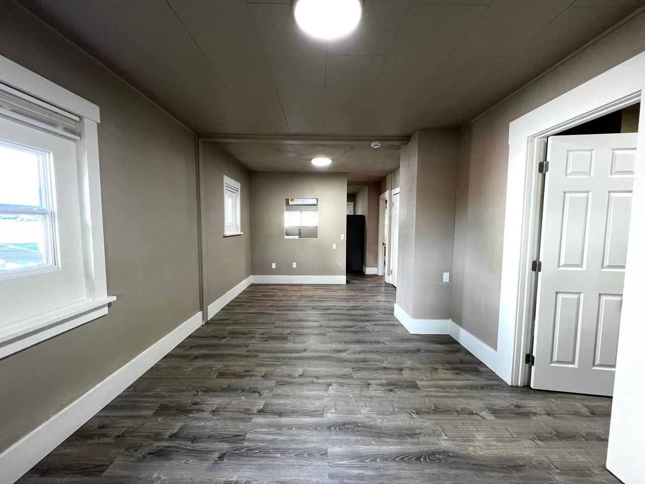 1521 Garfield Ave - Photo 4 of 15