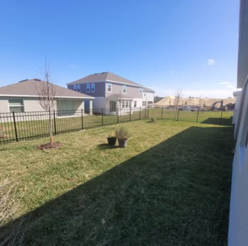 4013 Redbridge Loop - Photo 2 of 12