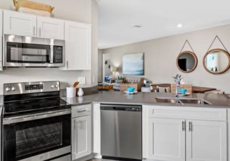 4013 Redbridge Loop - Photo 4 of 12