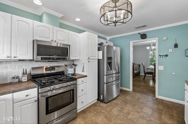 3634 Madison Park Blvd - Photo 4 of 8