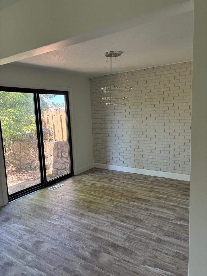 3421 Burrwood Dr #26 - Photo 2 of 20