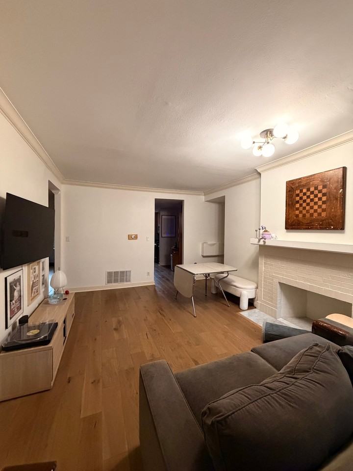 615 Clara Ave - Photo 3 of 6