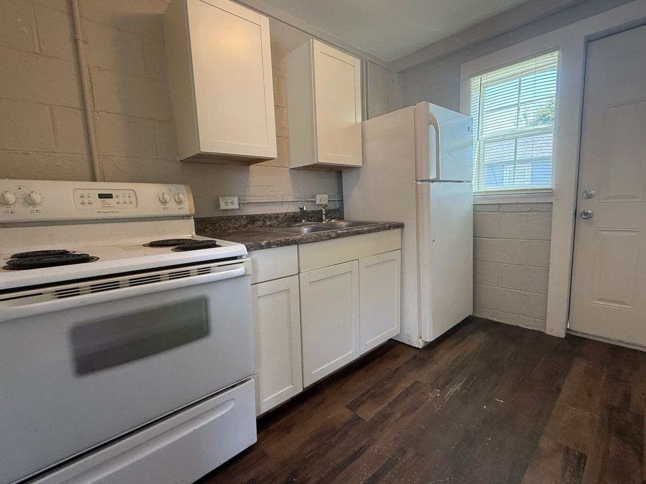 2519 Baltimore Ave #B - Photo 4 of 8