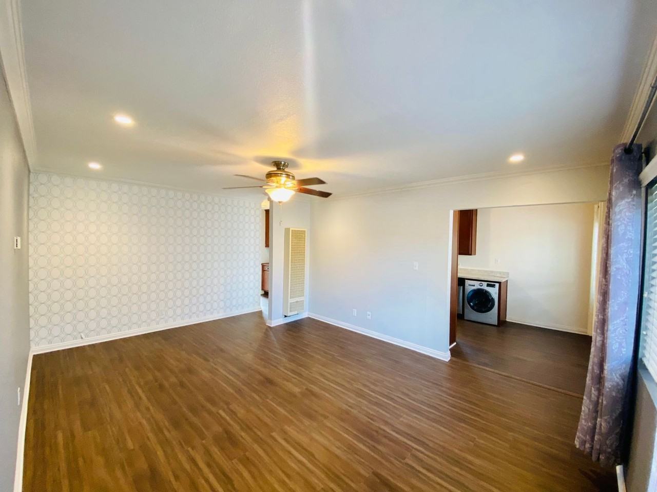 2029 1/2 Oliver Ave - Photo 2 of 10