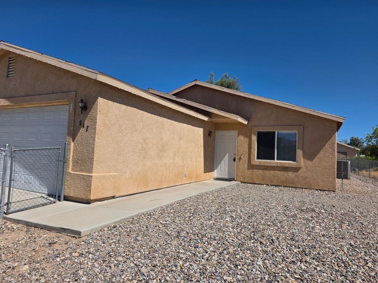 582 Ramar Rd - Photo 2 of 32