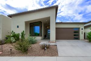 featured image of 1005 E Paseo Way