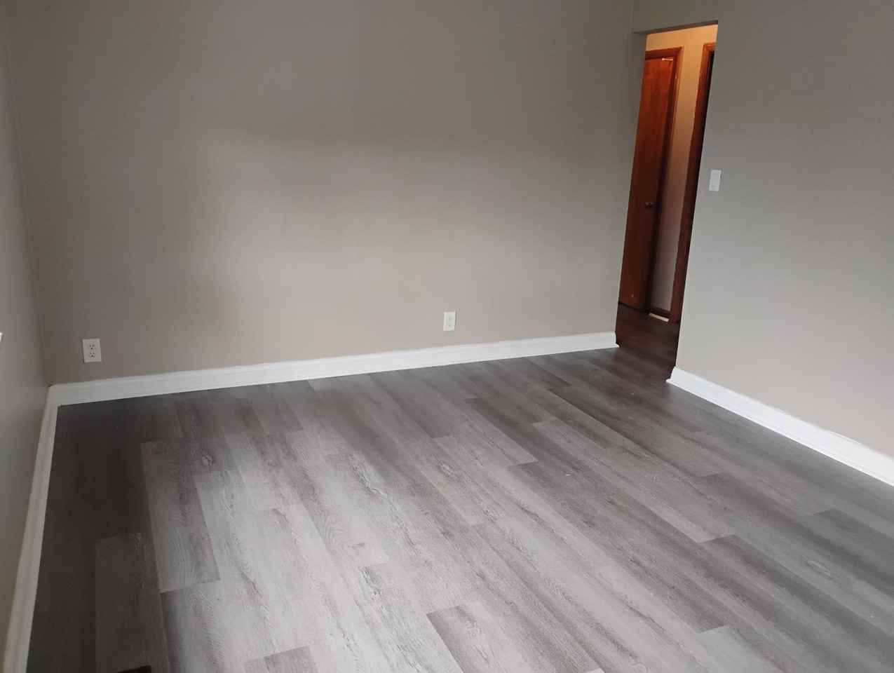 937 Grand Ave - Photo 3 of 16