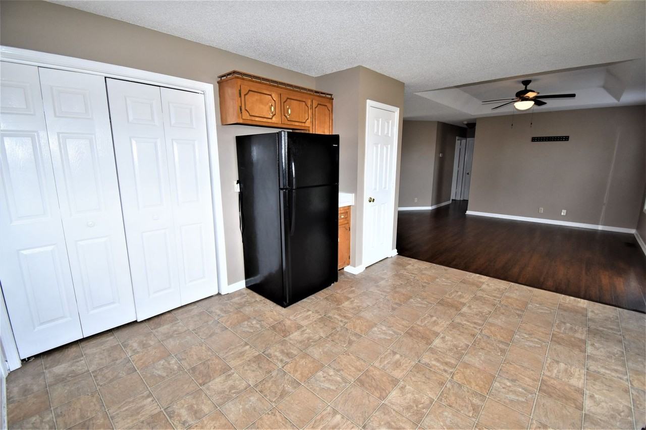 1305 Hand Dr - Photo 6 of 20