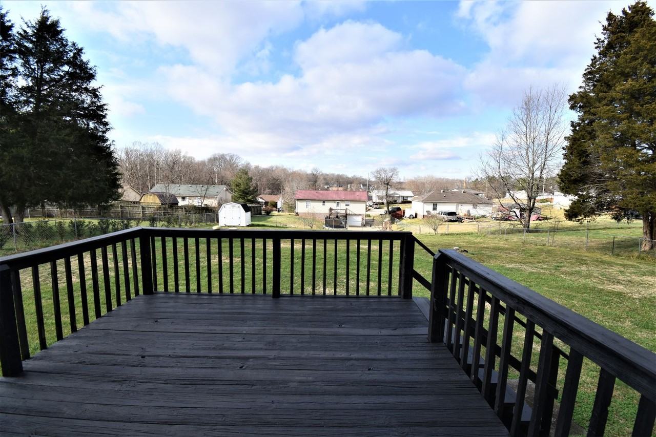 1305 Hand Dr - Photo 7 of 20