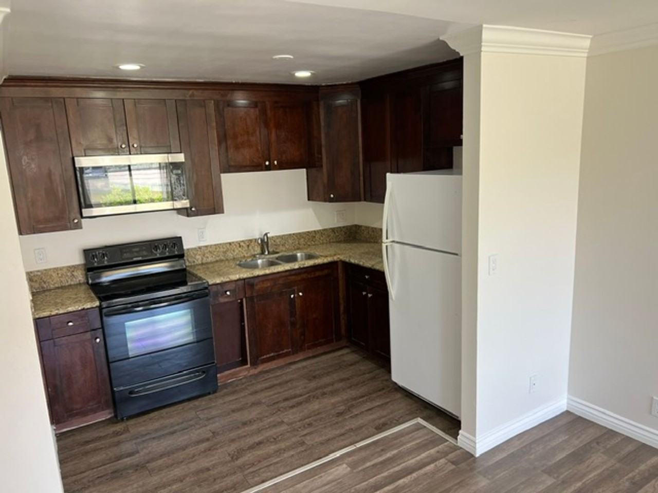 745 E Bradley Ave #46 - Photo 2 of 11
