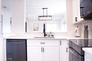 featured image of 6 Bay Acres Ave