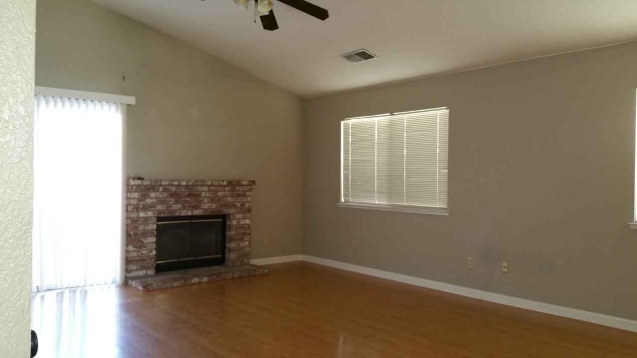 5337 Barbados Cir - Photo 2 of 10