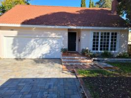 featured image of 2421 Louis Rd