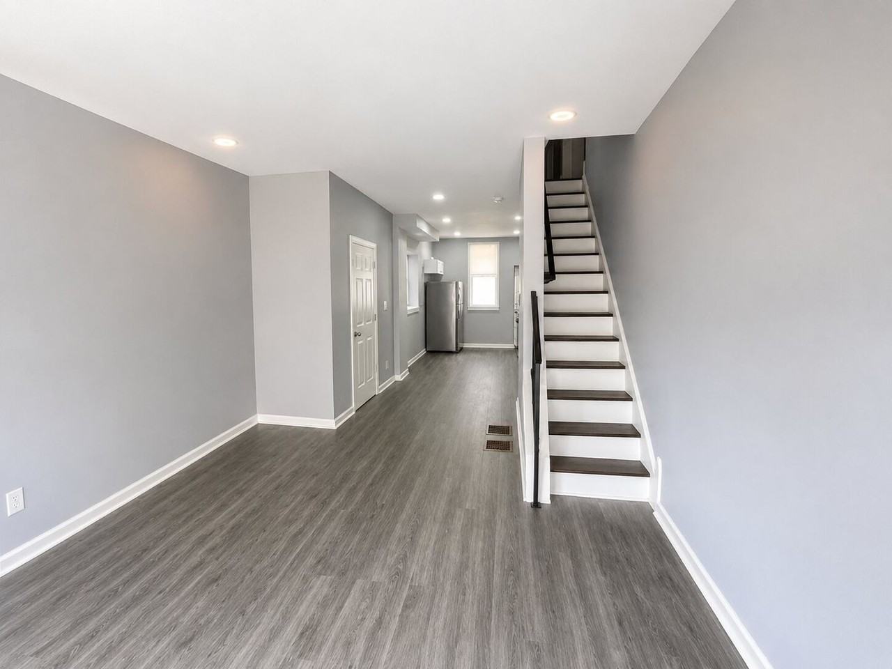 2746 N Garnet St - Photo 2 of 19