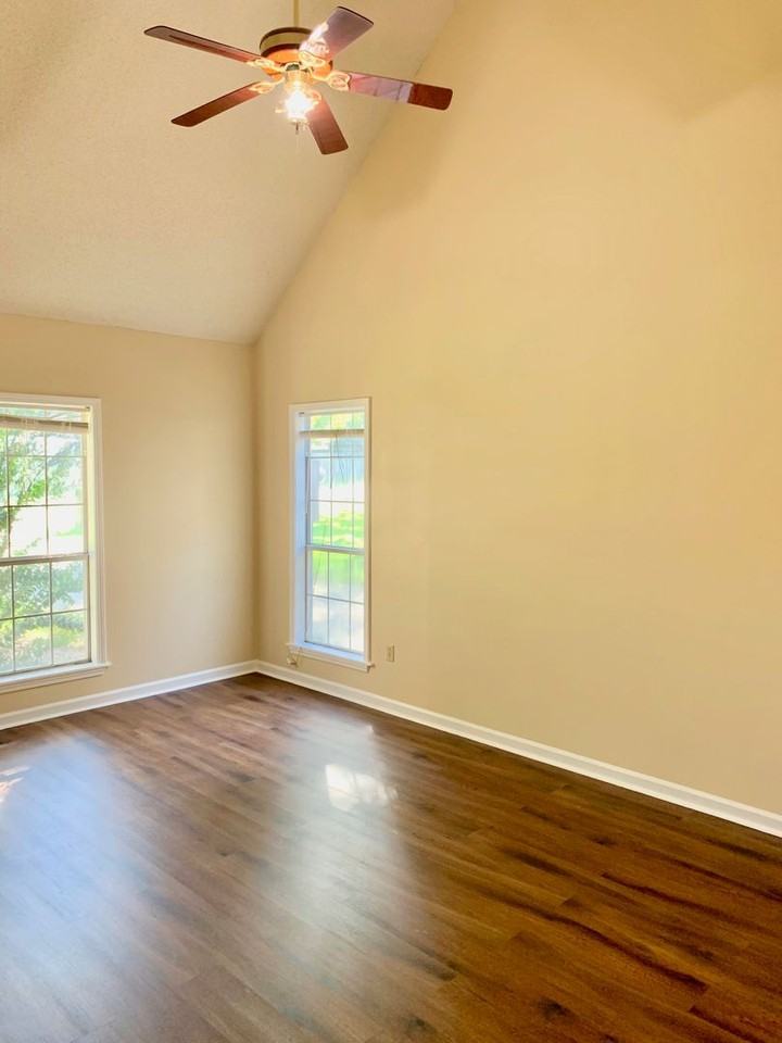1414 Golf Course Dr - Photo 6 of 13