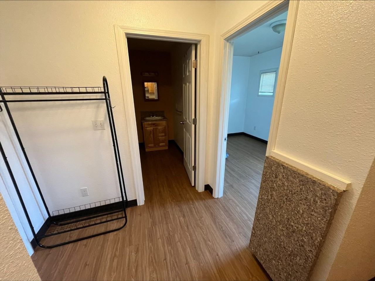 713 N Tower Ave #B - Photo 4 of 15