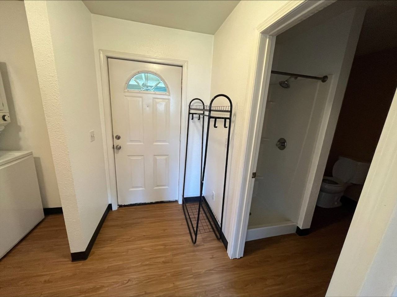 713 N Tower Ave #B - Photo 7 of 15