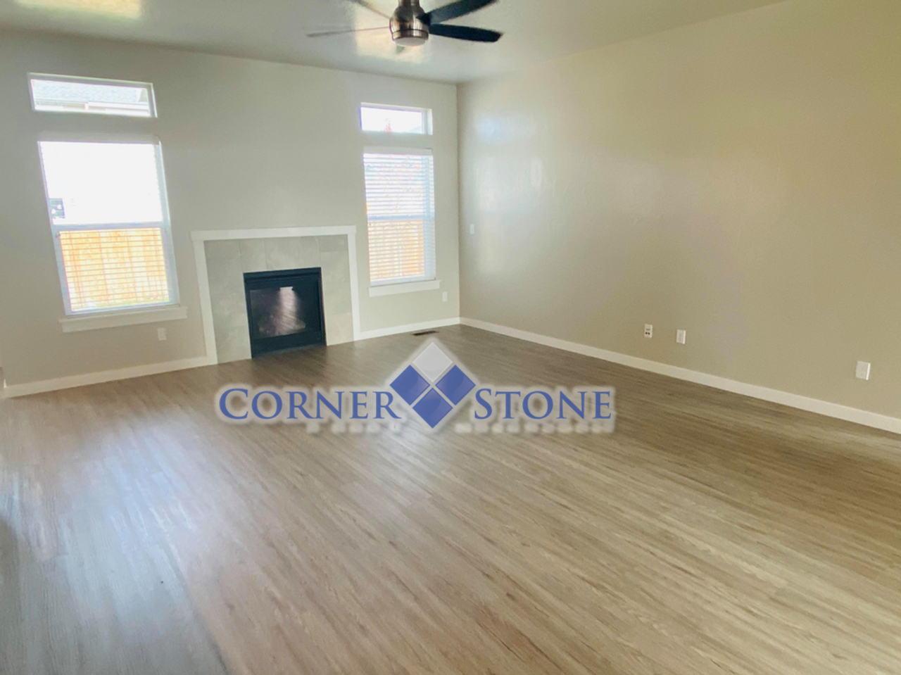 6574 E Fairmount St - Photo 4 of 18