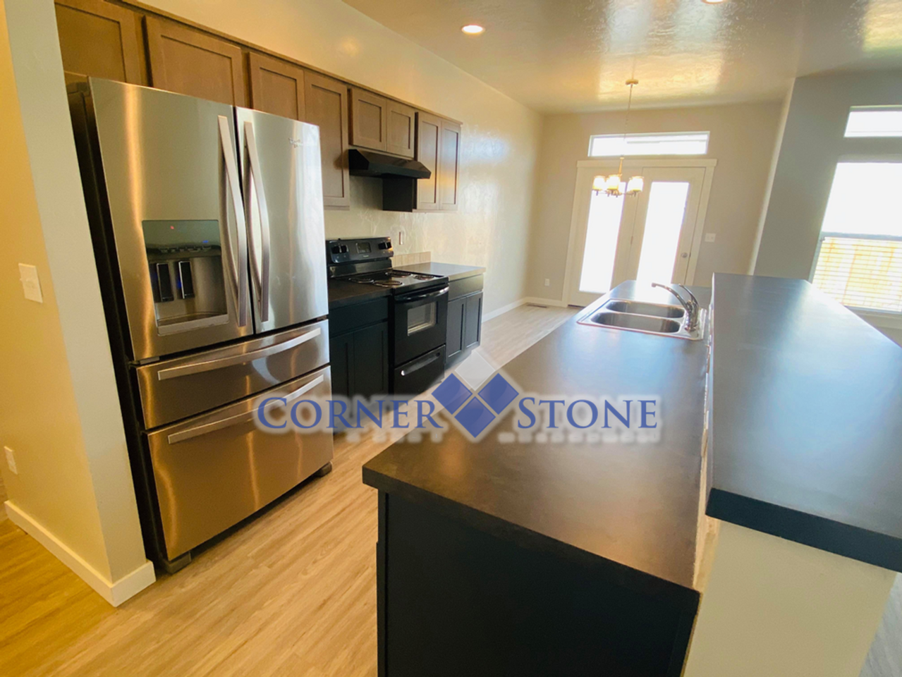 6574 E Fairmount St - Photo 6 of 18