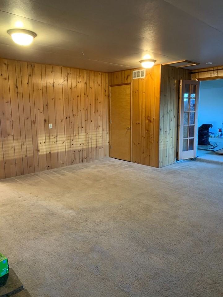 21119 Bear Creek Rd - Photo 5 of 6