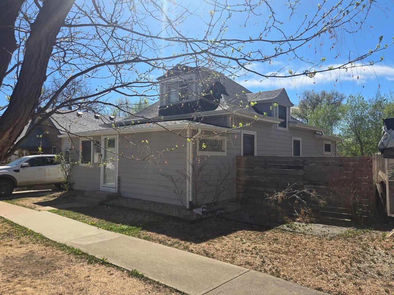 1025 Alta St - Photo 4 of 10