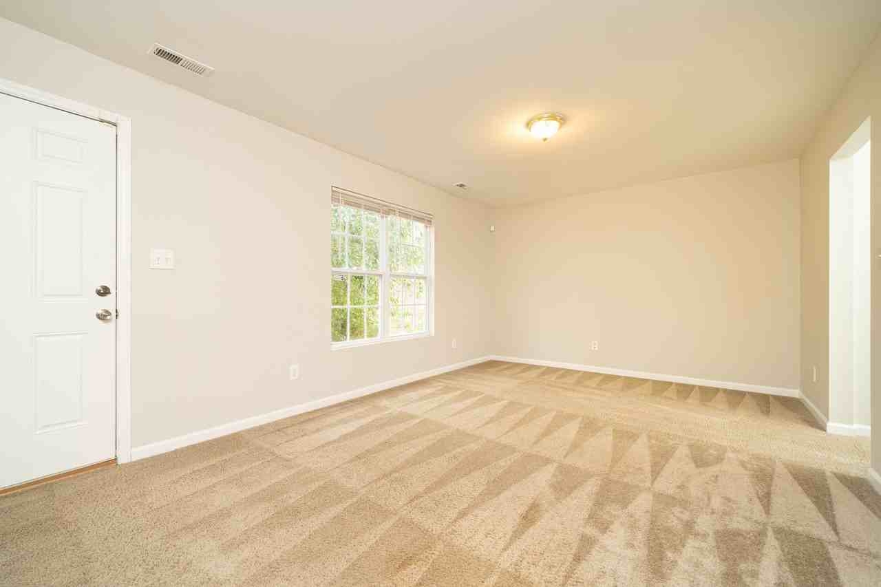 408 Cooper St - Photo 6 of 17