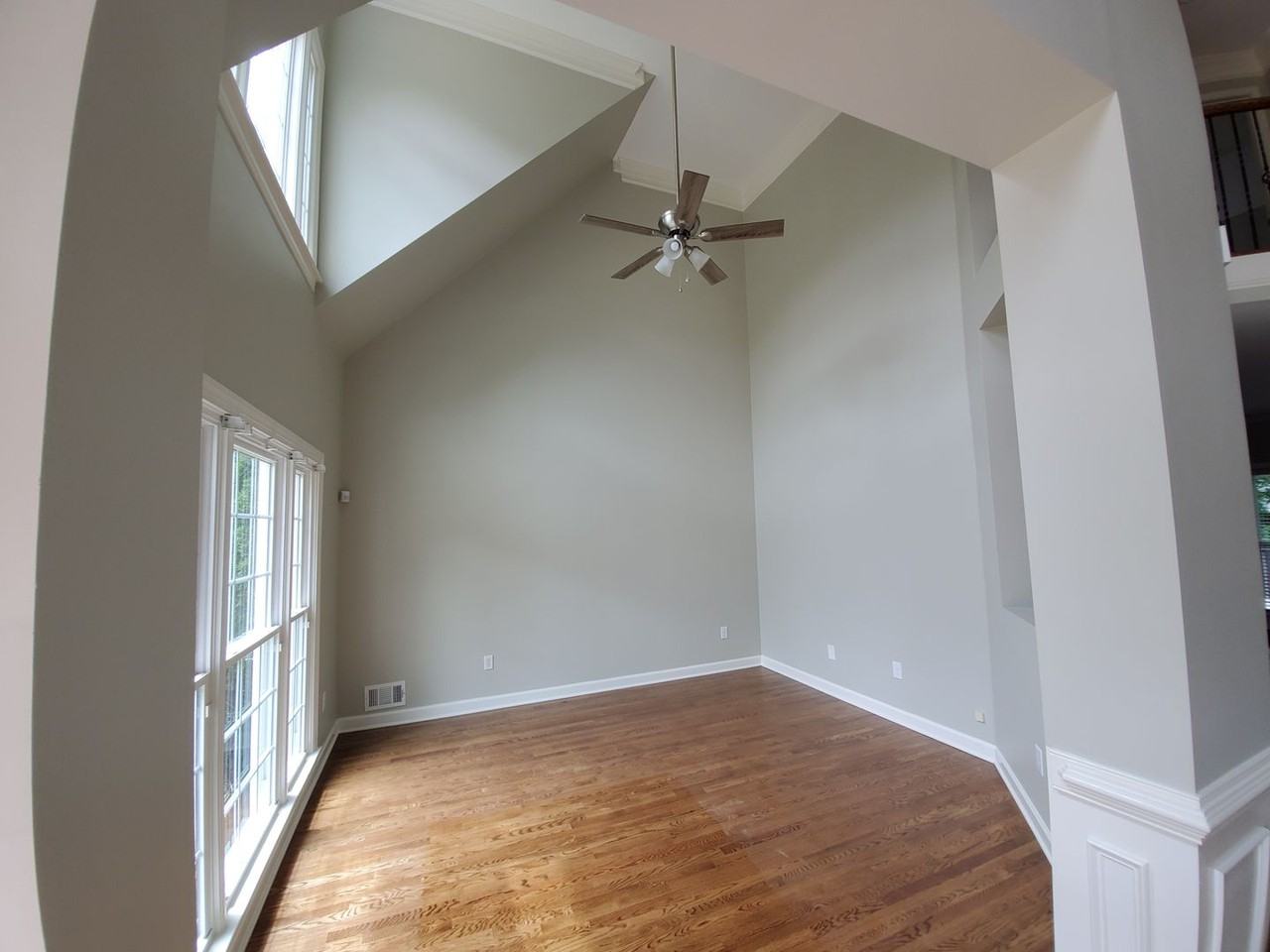 3090 Walnut Creek Dr - Photo 2 of 22