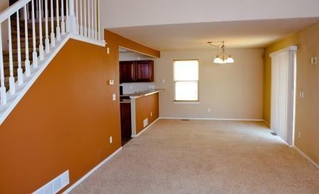 6444 Carmichael St - Photo 4 of 14