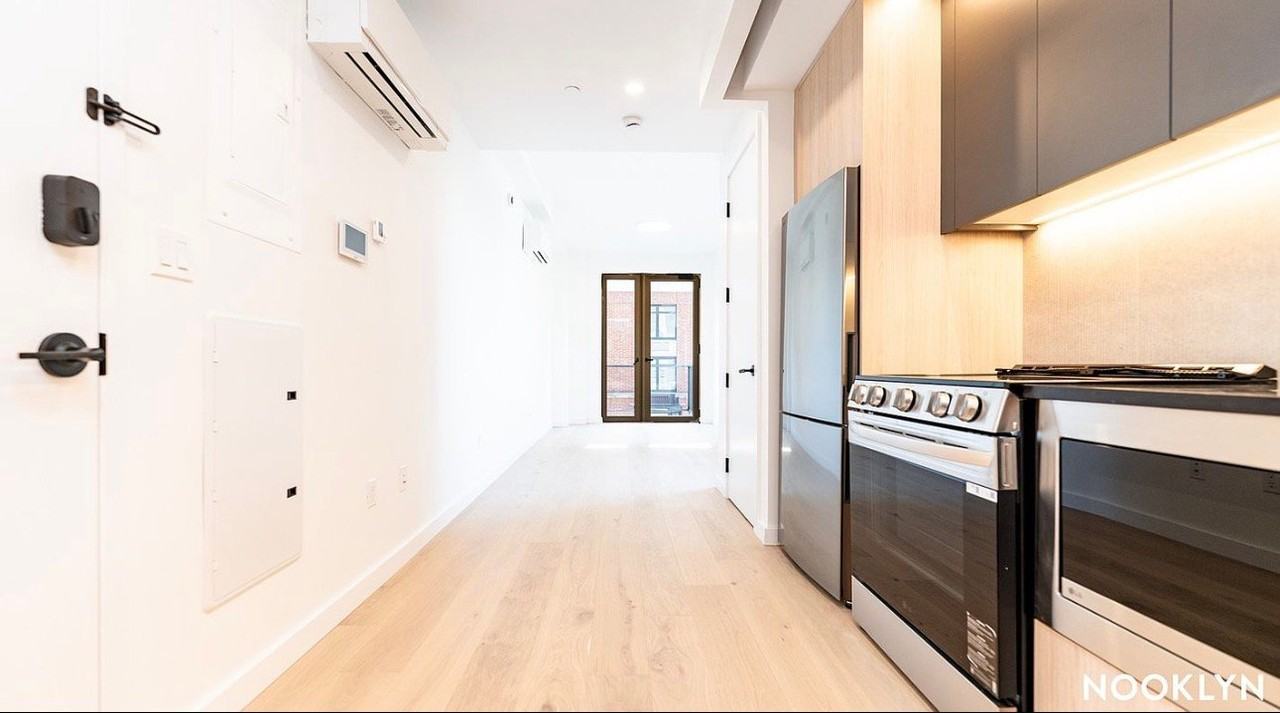 88 Schermerhorn St #19C - Photo 2 of 14