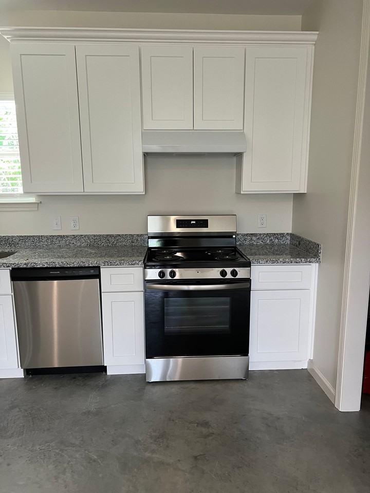 299 Sarah St Bldg B - Photo 3 of 14