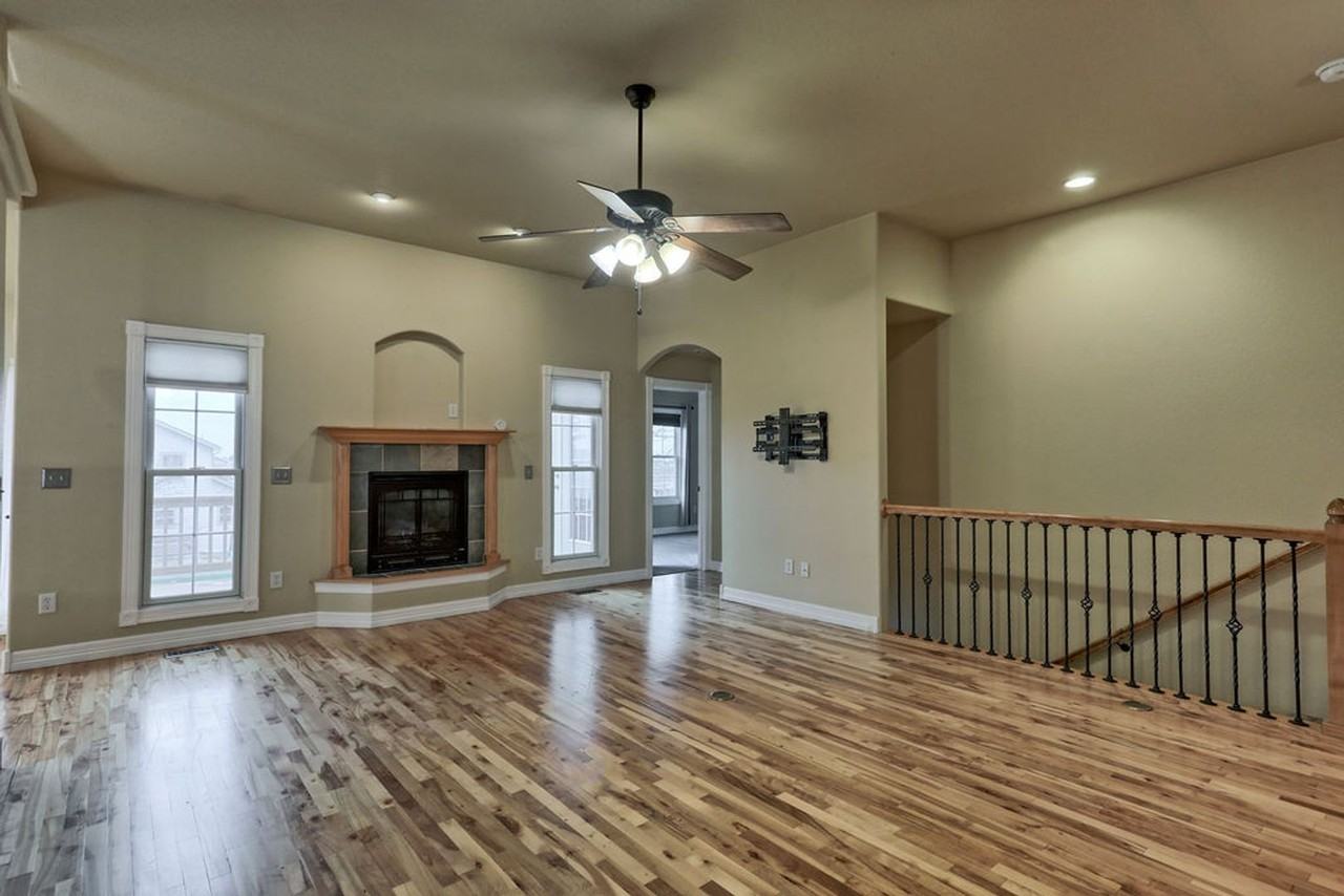 1331 61st Ave - Photo 4 of 50