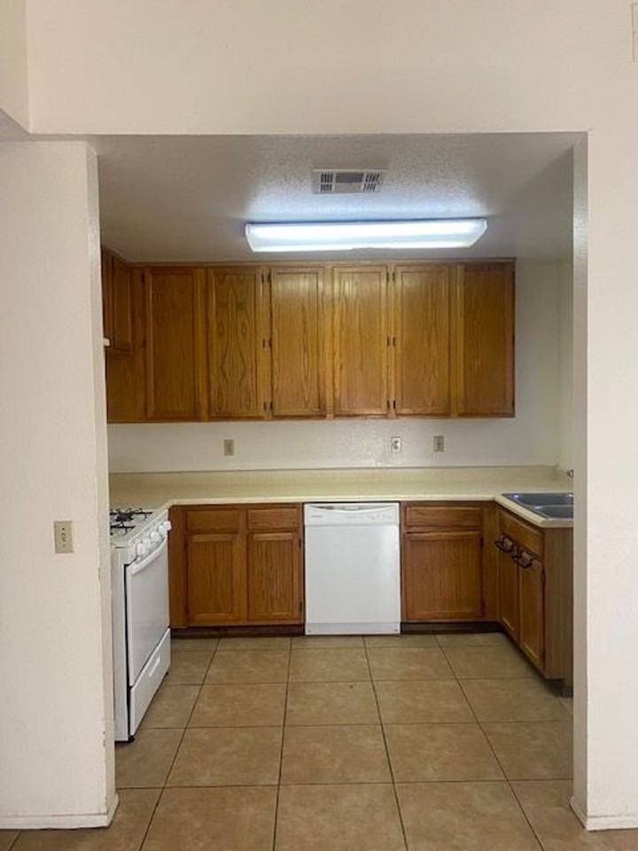 31675 Avenida Valdez #B - Photo 3 of 14