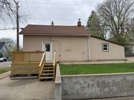 featured image of 22 5th St W