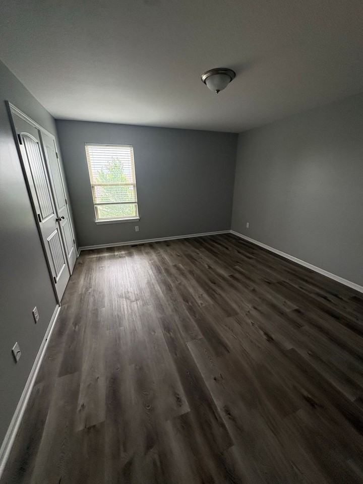8046 Sw 4th St - Photo 5 of 12