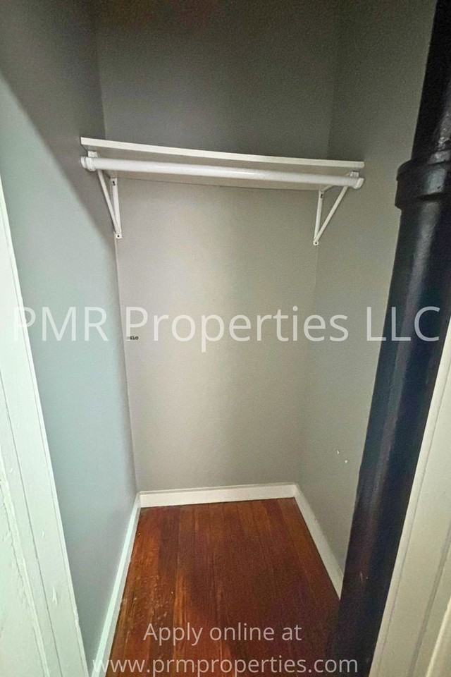 2211 Locust St - Photo 6 of 14