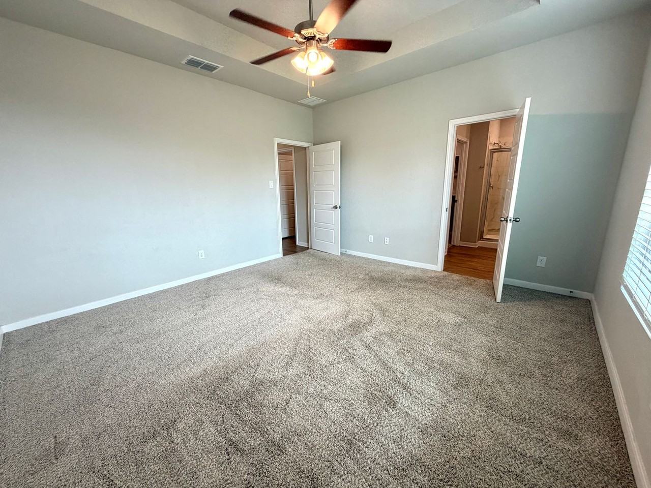153 Nespral Dr - Photo 6 of 17