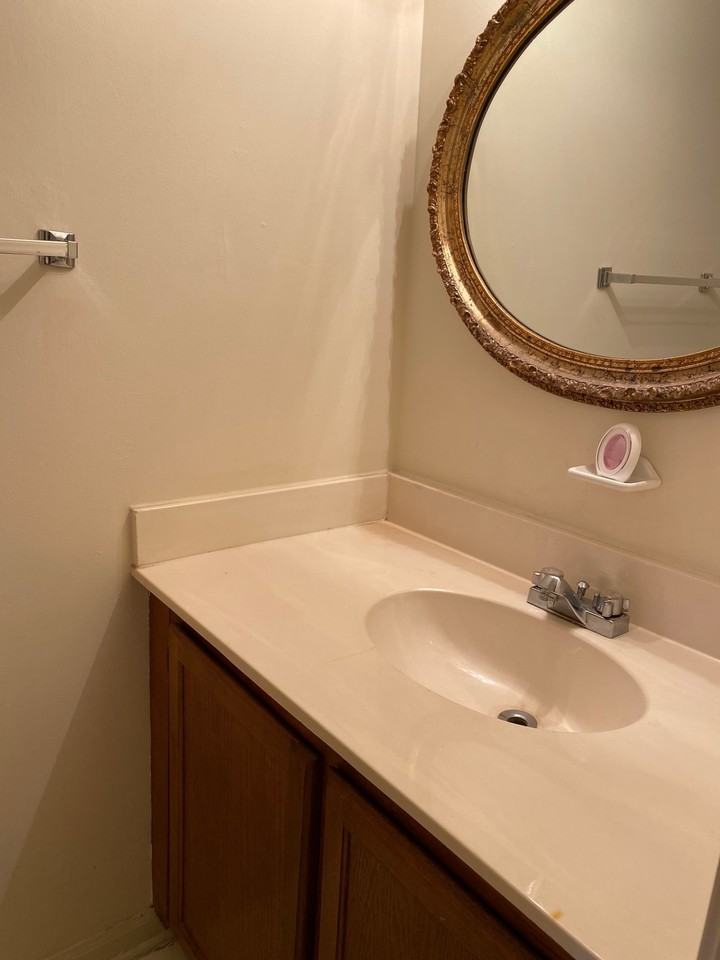 738 #C - Photo 4 of 12