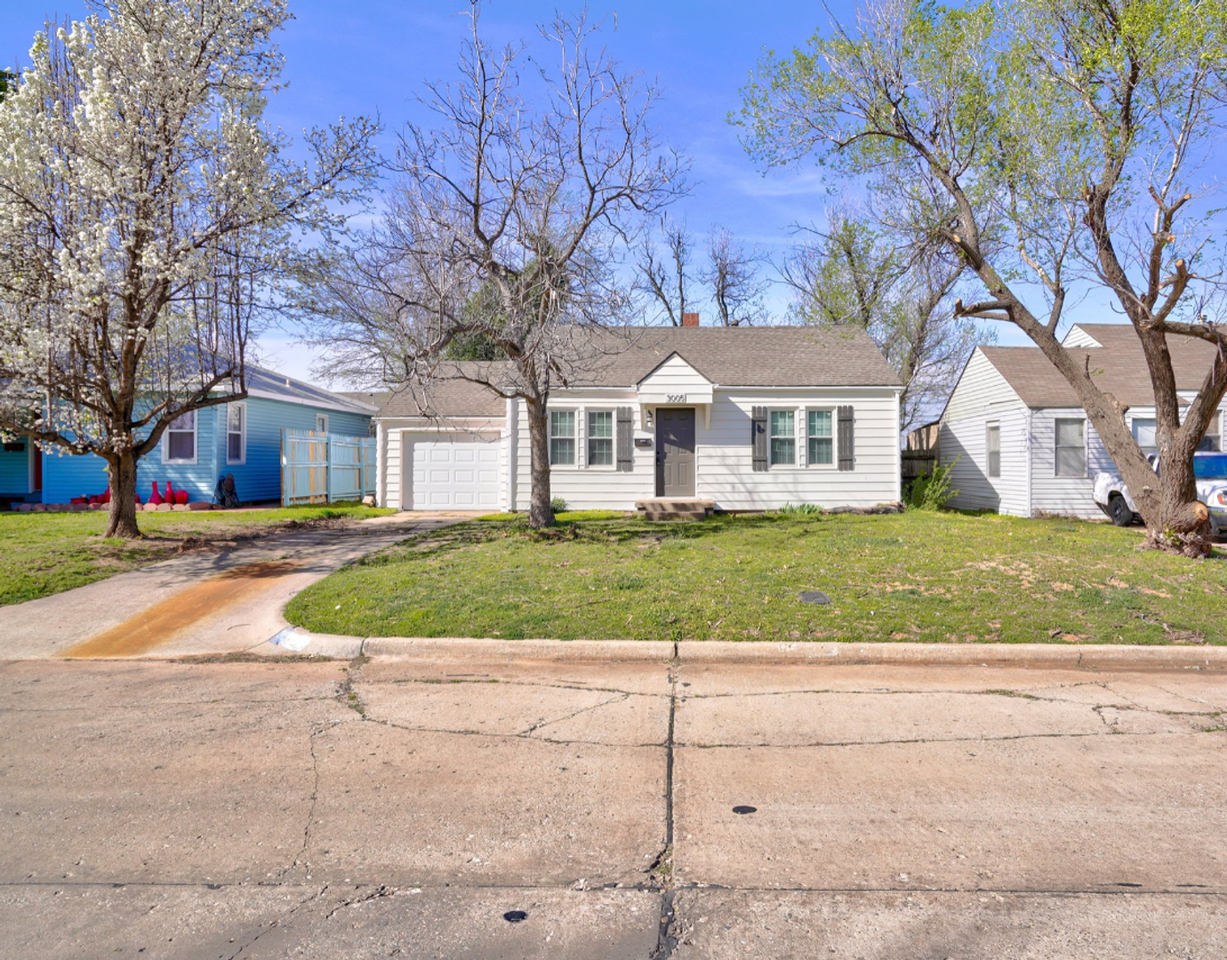 3005 Cashion Pl - Photo 2 of 21