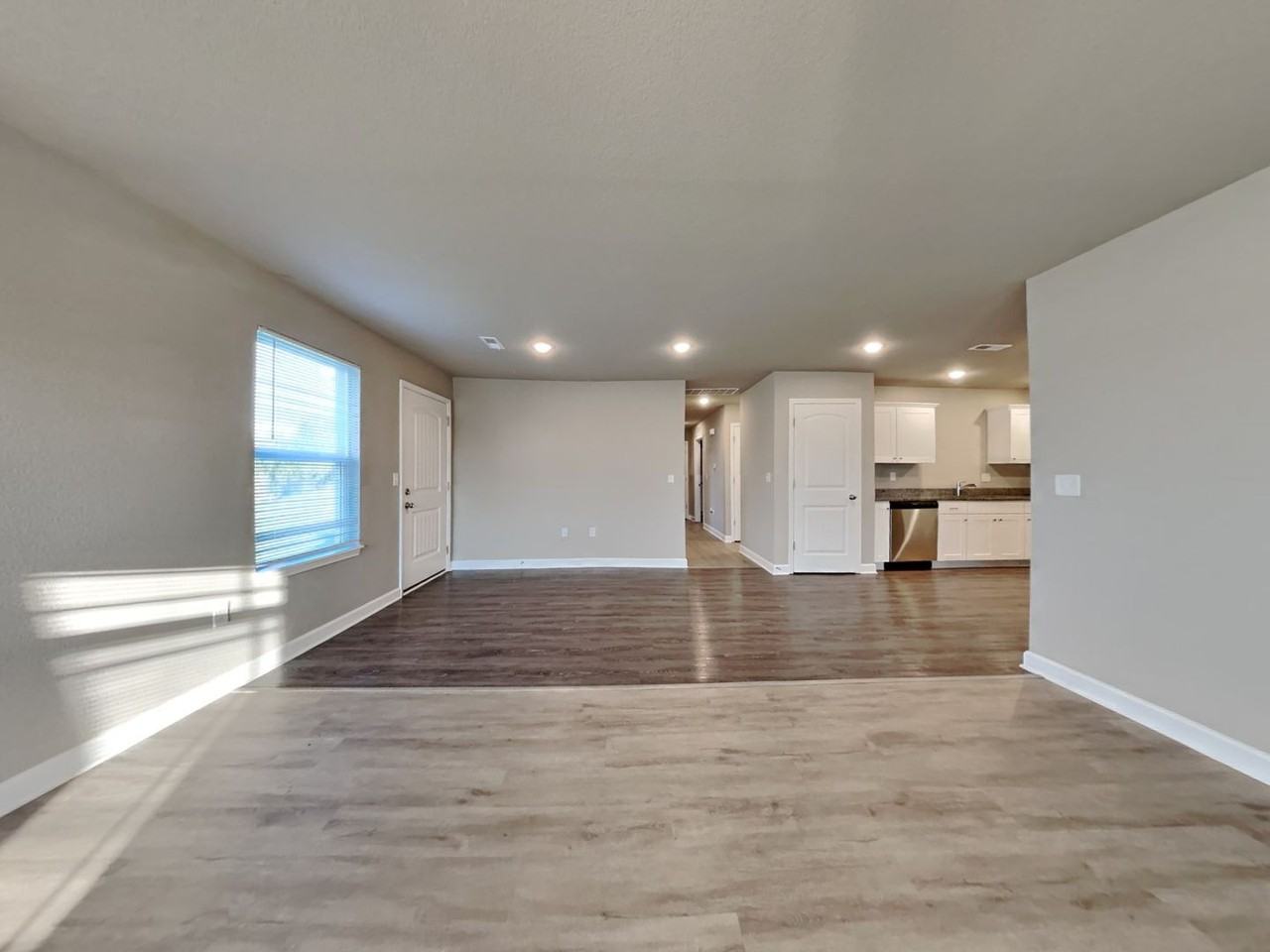 8107 Sw 3rd St - Photo 5 of 17