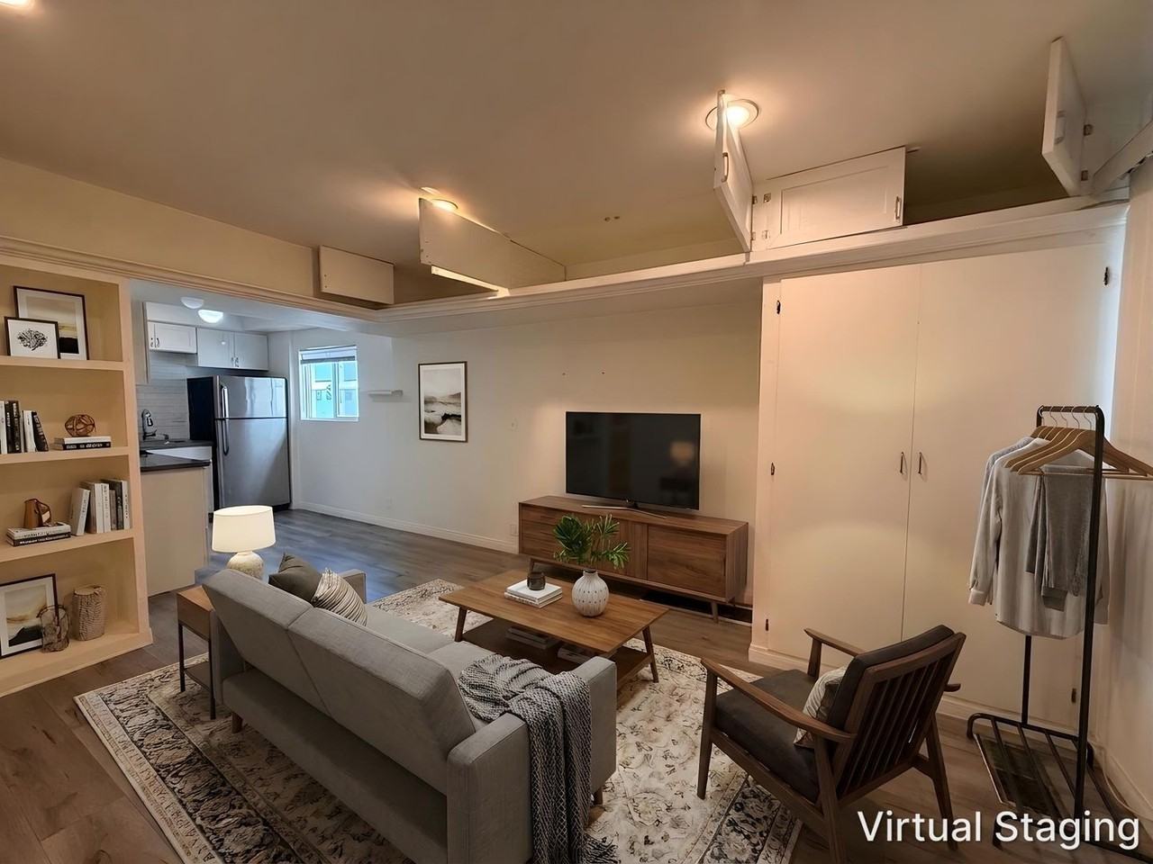 149 S Spalding Drive - Photo 4 of 21