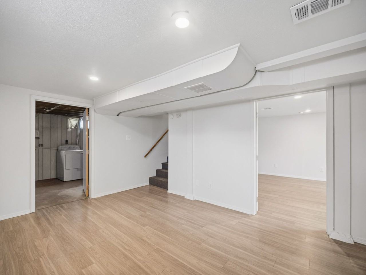 2403 W Everett Ave - Photo 5 of 42