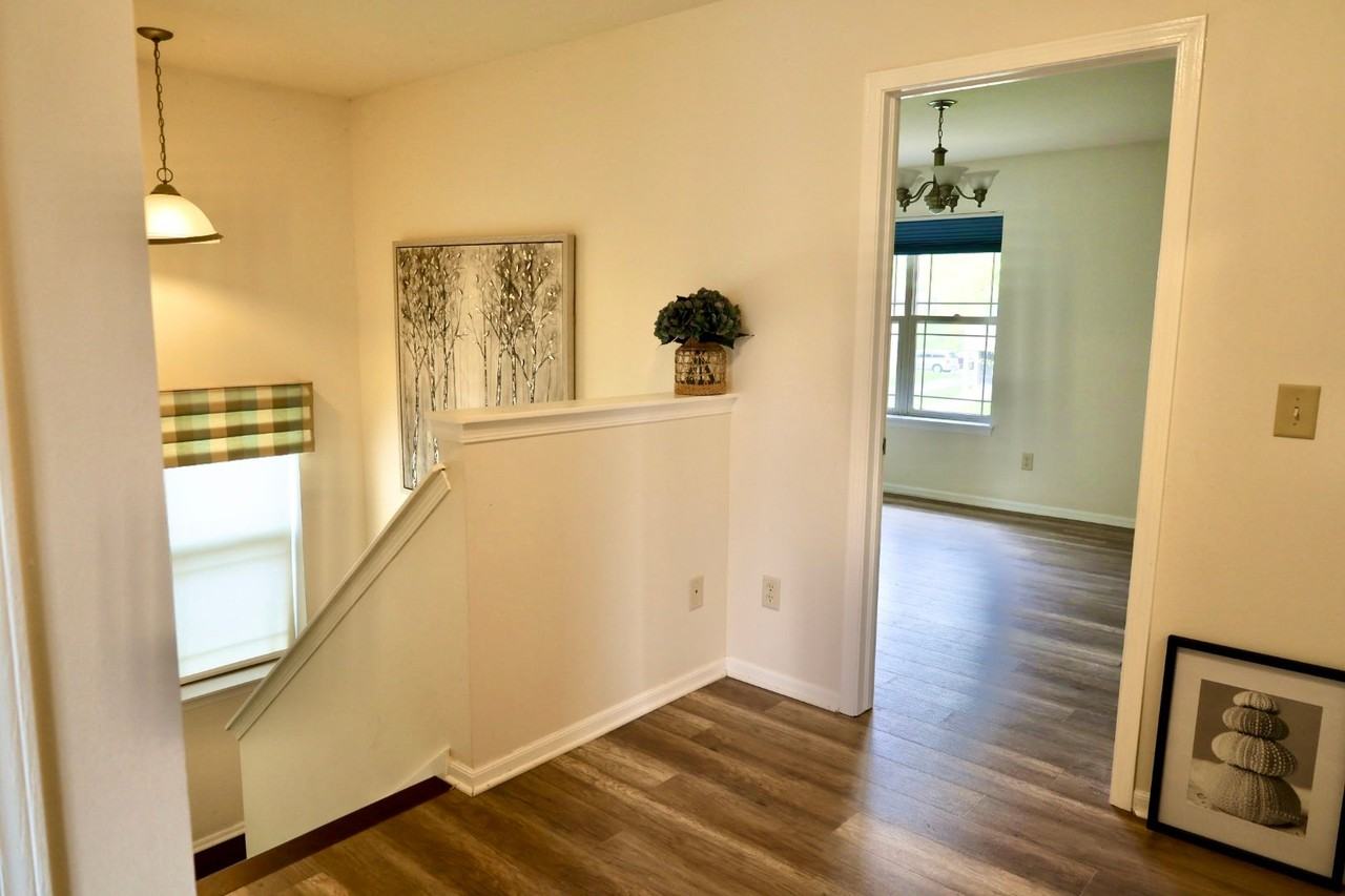 5463 S Buckhorn Ave - Photo 4 of 17